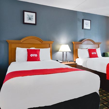 Oyo Hotel Lake Park - Valdosta Area Exteriör bild
