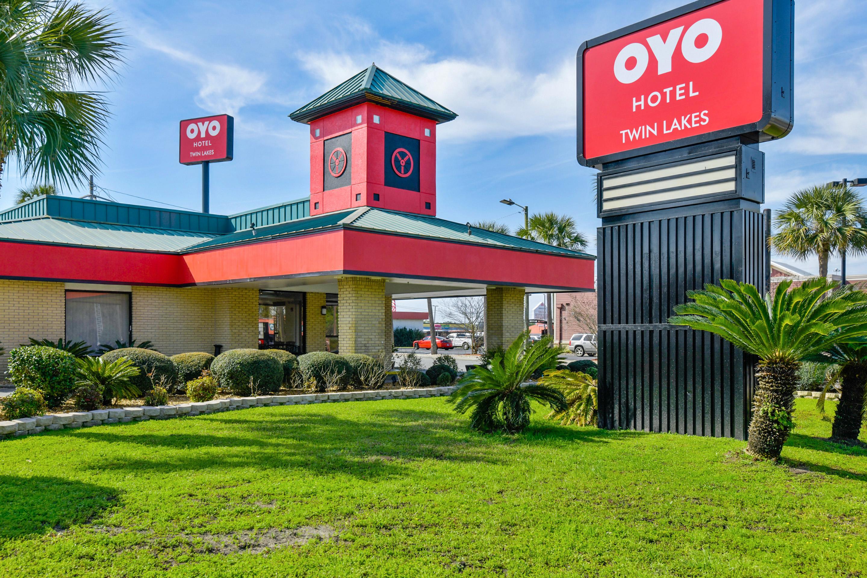 Oyo Hotel Lake Park - Valdosta Area Exteriör bild